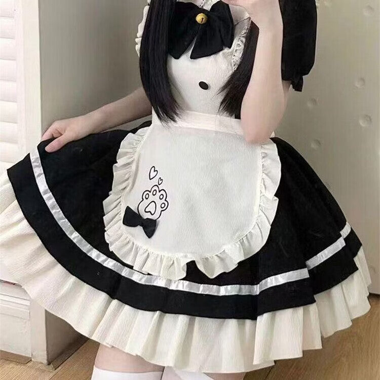 Black maid Lolita dress layered skirt detail