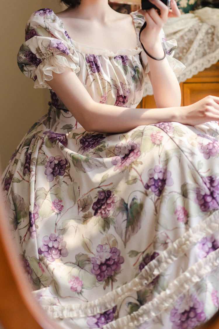 White [Basket of the Forest] Square Collar Short Sleeves Little Grape Printed Ruffled Classic Elegant Lolita Dress - Product - 2