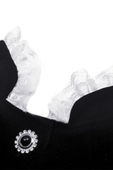 Black/White Frilly Collar Skull Bow Tie Long Puff Sleeves Lace Lace-Up Women's Gothic Vintage Velvet Jacket - Product - 14