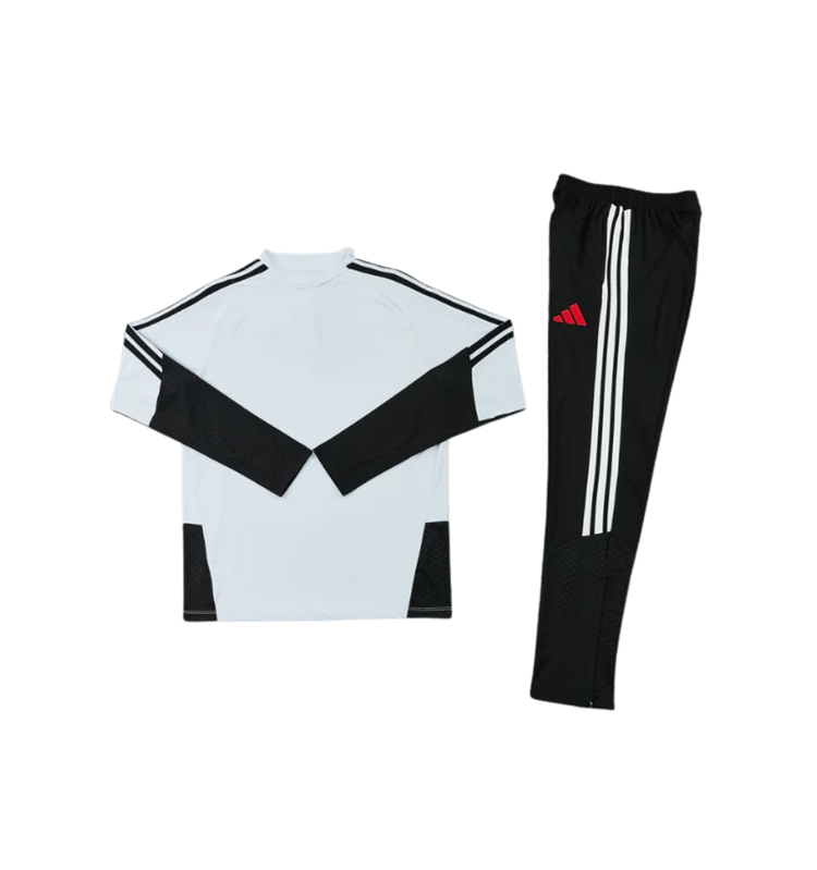 Liverpool 2026/2027 1/4 Zipper Tracksuit Grey - view 2