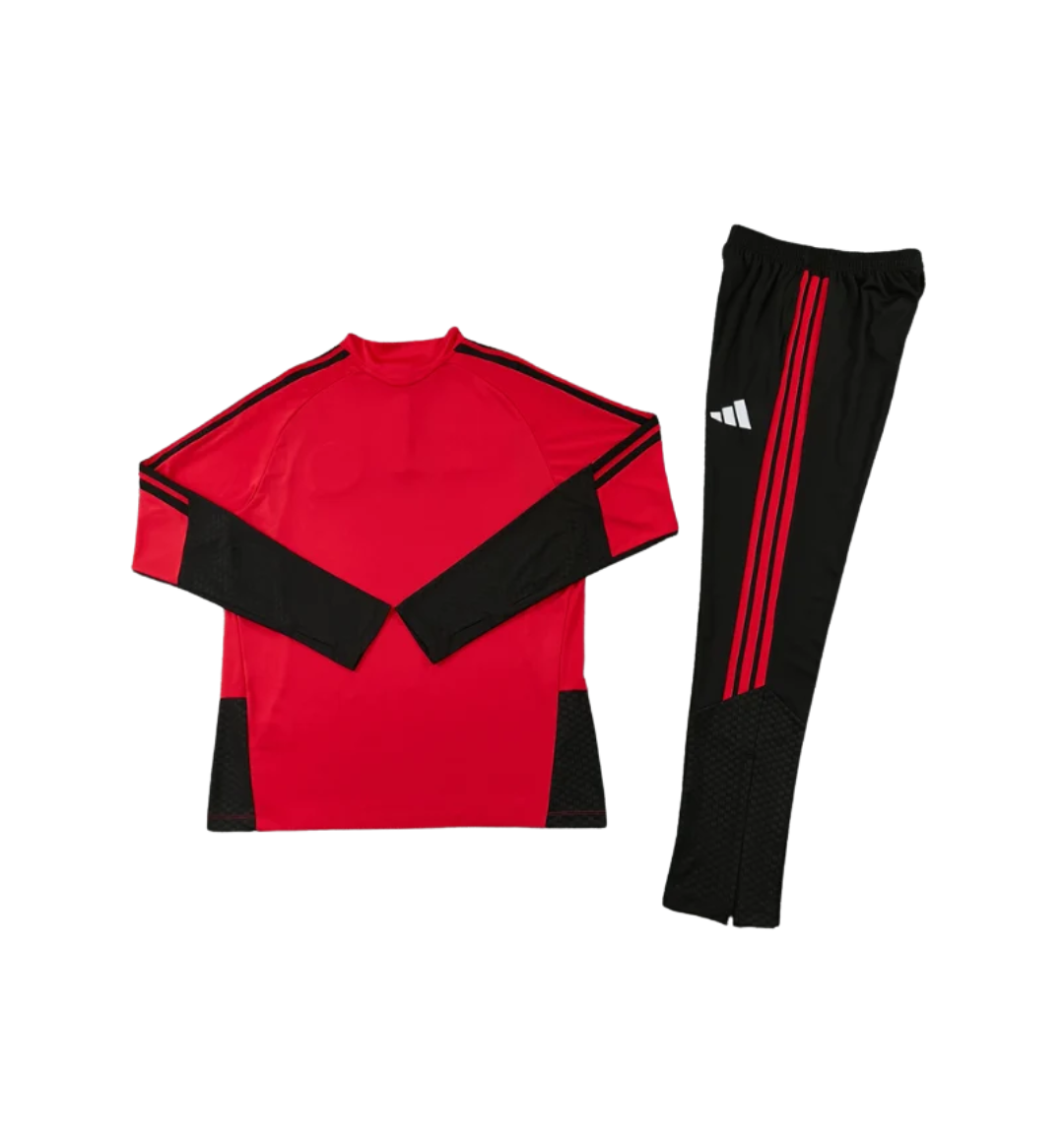 Manchester United 2026/2027 1/4 Zipper Tracksuit Red - view 2