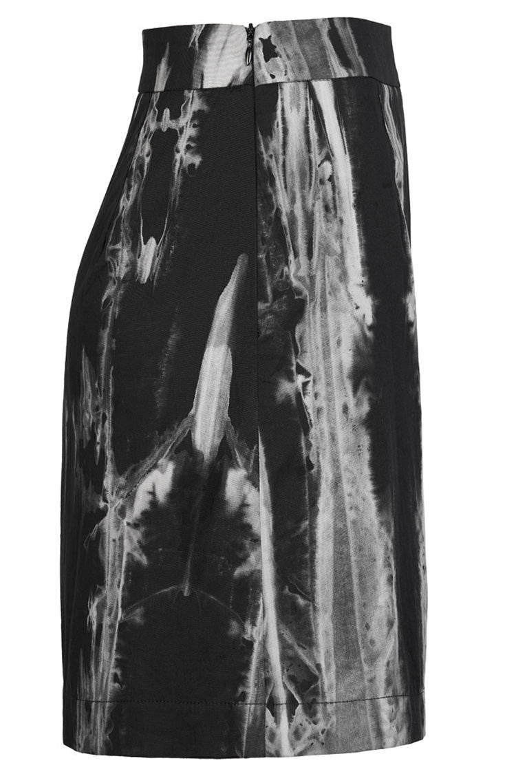 Black/White Hem Side Slit Design Cute Metal Heart Buckle Decoration Tie-Dyed A-Line Short Women's Punk Skirt - Product - 6