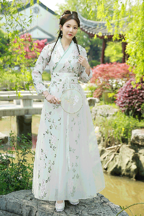 White Elegant Green Leaf Embroidery Sweet Hanfu Dress - Product - 2