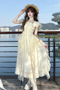 Apricot Moonlight Beach Square Collar Short Sleeves Ruffle Sweet (Dress Only) front view