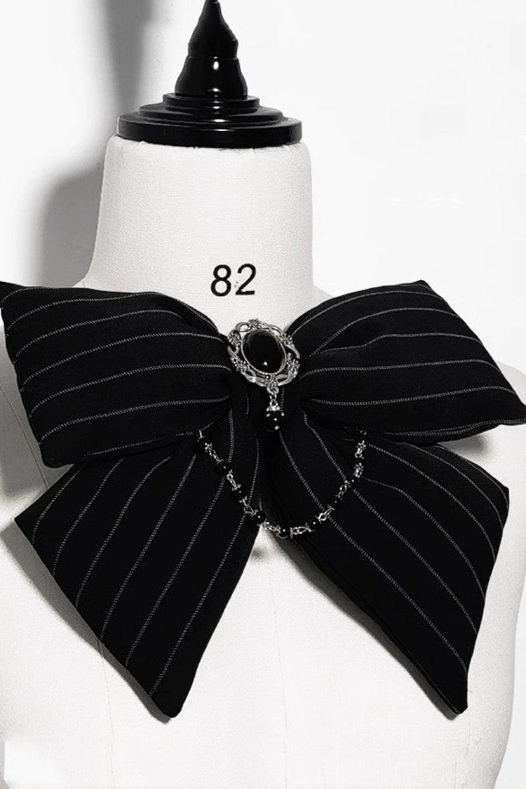 Black Rabbit Theater Jacquard Version Ouji Lolita Brooch - Black - 1