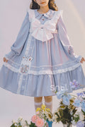 Blauwe poppenkraag met enkele rij knopen, prinsessenmouwen, hoge taille, magische speelkaarten, zoet (alleen jurk) vooraanzicht