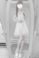 White [Pear Moon] Ruffle Bowknot Lace Jirai Kei Japanese Dress - Product - 4