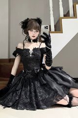 Black [Feathers Floating In The Air] Square Collar Flutter Sleeves Embroidered Bow Lace Gothic Lolita Jsk Dress - Product - 4