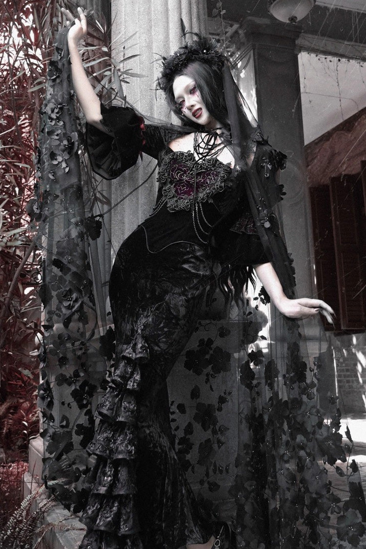 Black [Castle of Dark Romance] Square Collar Short Sleeves Multi-Layered Ruffled Embroidered Open-Front Lace Gothic Lolita Mermaid Dress - Product - 8