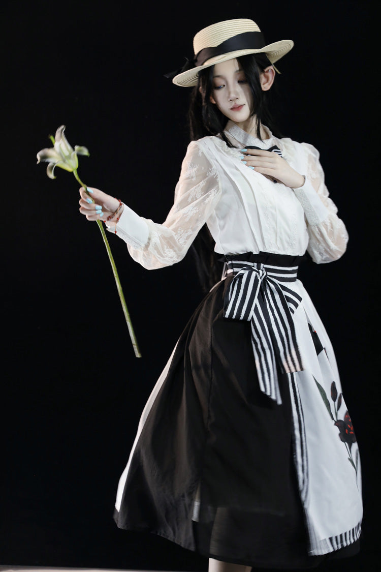 White/Black Lily Printed Ruffled Embroidered Bow Gothic Lolita Skirt - Product - 3