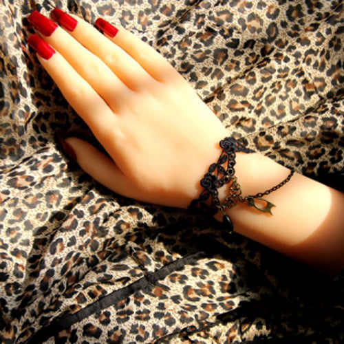 Black Fashion Simple Bride Lace Fringe Female Sweet Bracelet - Product - 2