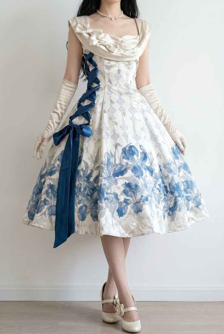 Blauer Blumendruck, ärmellos, drapierter Kragen, seitliche Schnürschleife, süße Prinzessin Vintage (Kleid einzeln), Detailansicht 8