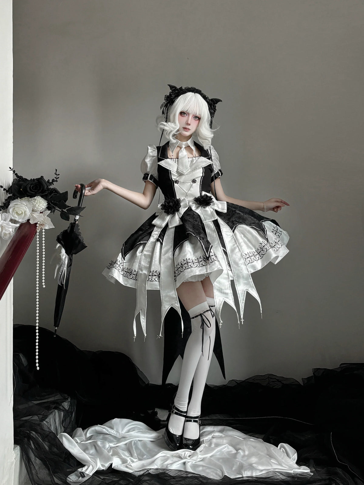 Rose Blood Hunter Gothic-Lolita Kleiderset Detailansicht 9