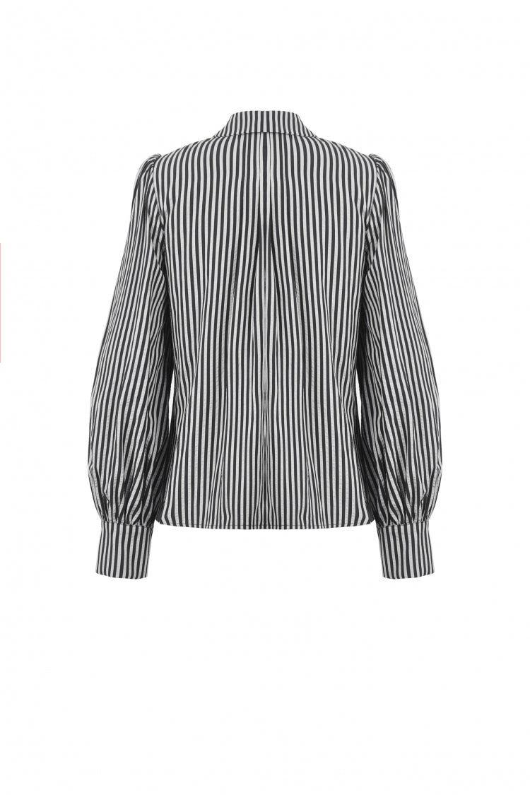 Black/White Skull Lace Jabot Striped Lapel Collar Long Sleeves Ruffled Women's Lolita Gothic Blouse - Product - 16