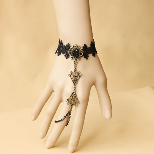 Black Romantic Retro Lace Gothic Lolita Bracelet - Product - 1
