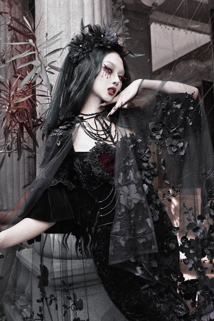 Black [Castle of Dark Romance] Square Collar Short Sleeves Multi-Layered Ruffled Embroidered Open-Front Lace Gothic Lolita Mermaid Dress - Product - 10