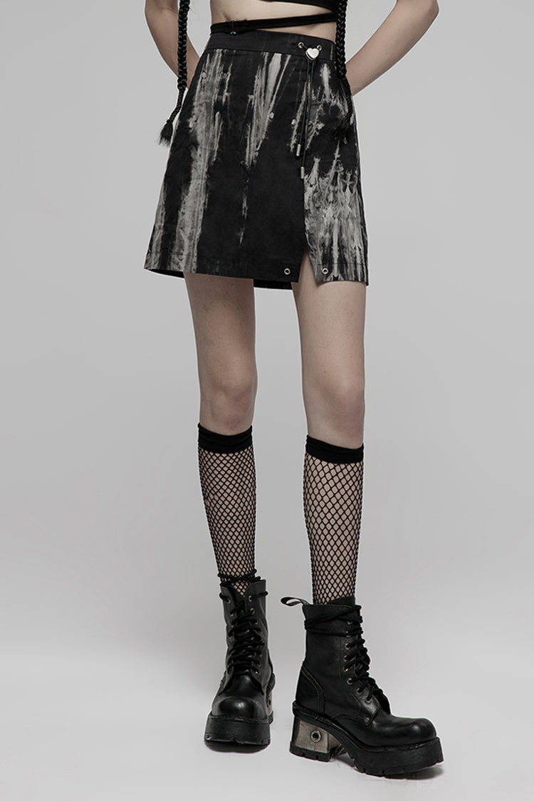 Black/White Hem Side Slit Design Cute Metal Heart Buckle Decoration Tie-Dyed A-Line Short Women's Punk Skirt - Black/White - 1
