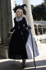 Black Witch Long Sleeves Ruffle Bowknot Stitching Lace Gothic Lolita Long Dress - Product - 2