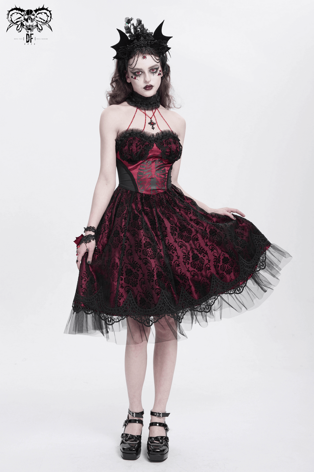 Chic Lace and Tulle Gothic Dress with Skeleton Print - image 16
