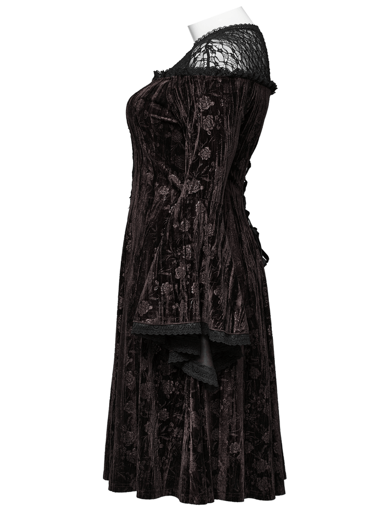 Chic Velvet Dress with Lace and Trumpet Sleeves - image 5