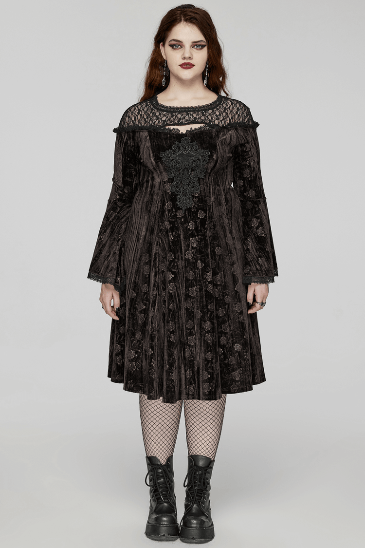 Chic Velvet Dress with Lace and Trumpet Sleeves - image 11