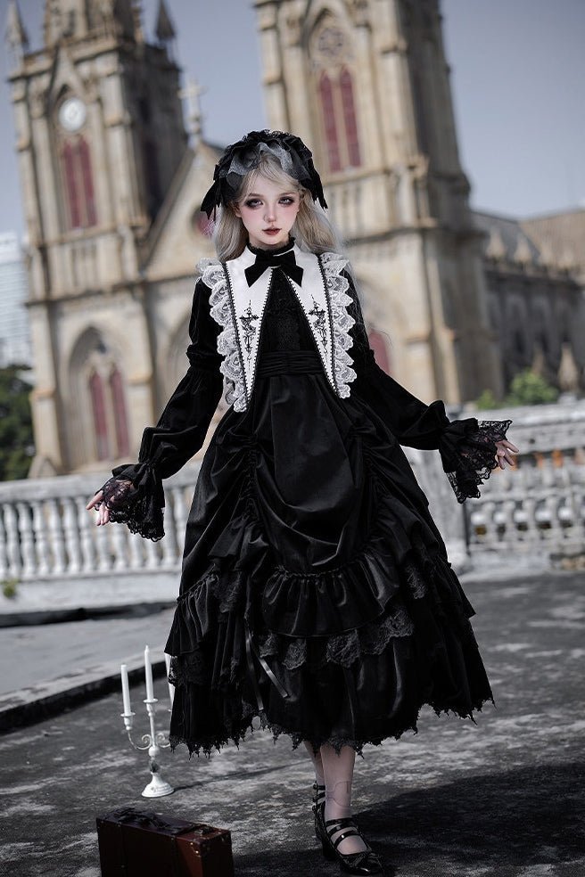 Dawn Chime and Dusk Ballad Gothic Lolita dress silhouette
