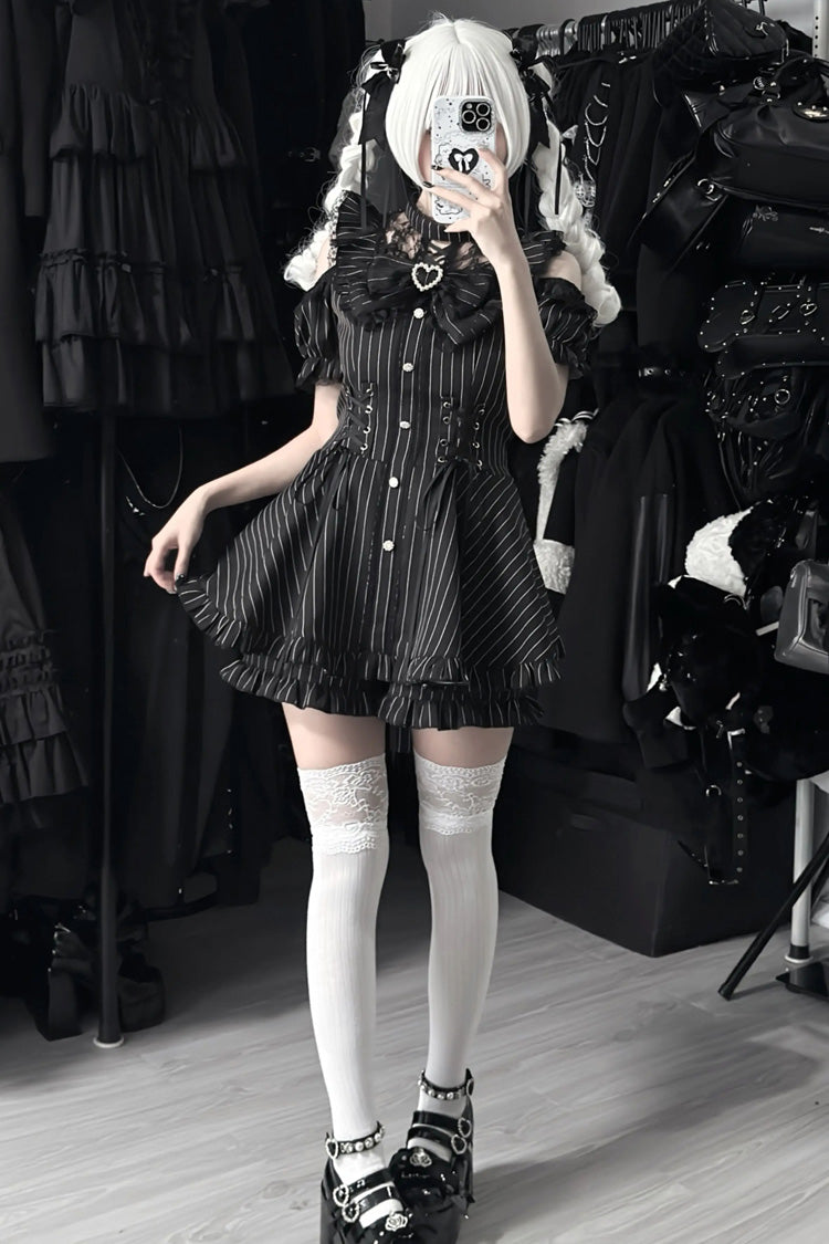 [Silver Candle Elegy”] Short Sleeves Printed Ruffled Cut-Out Bow Gothic Jirai Kei Top and Shorts Set 2 Colors - Product - 11