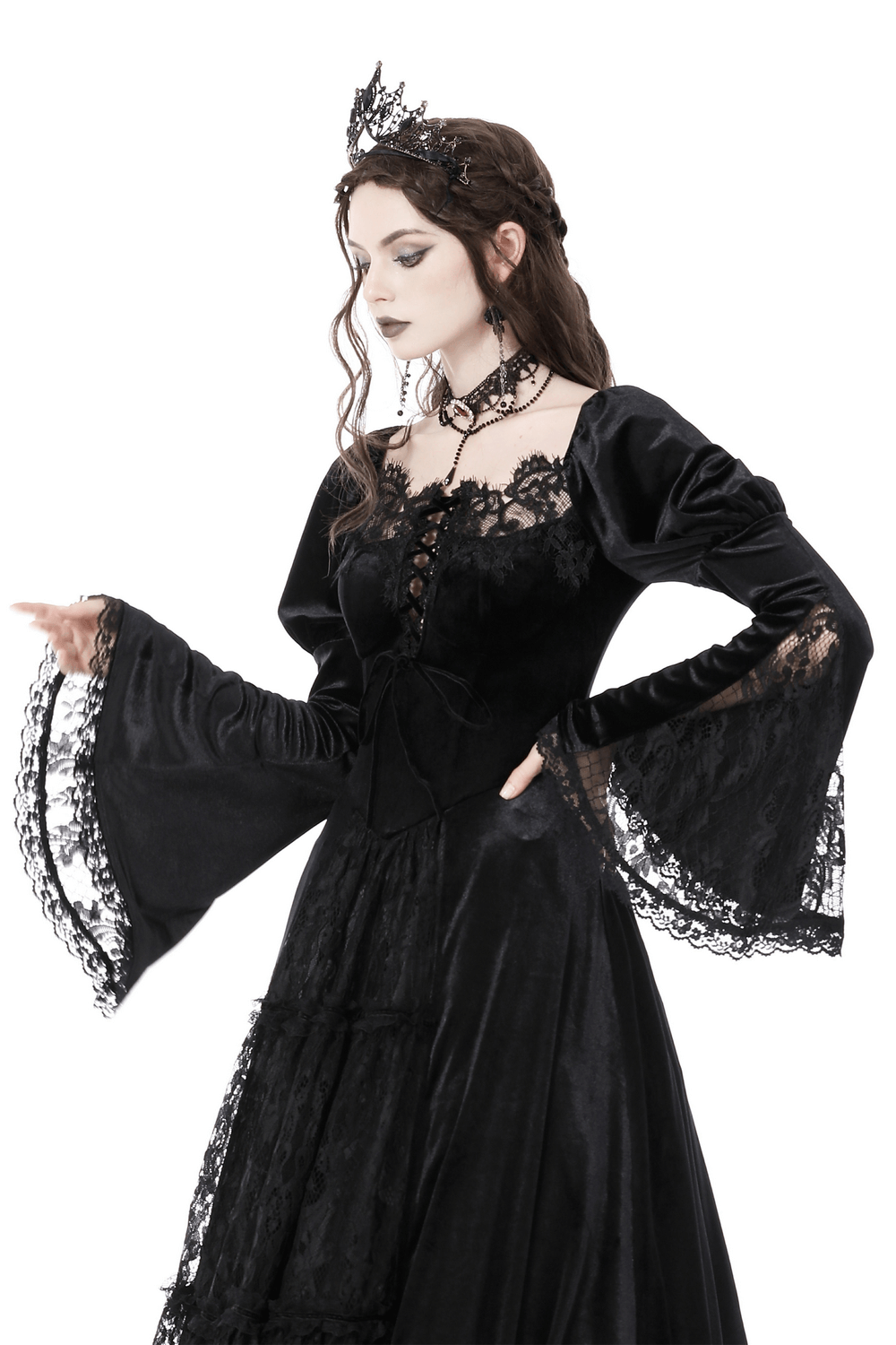 Elegant Black Lace Victorian Gown for Evening Events - image 13
