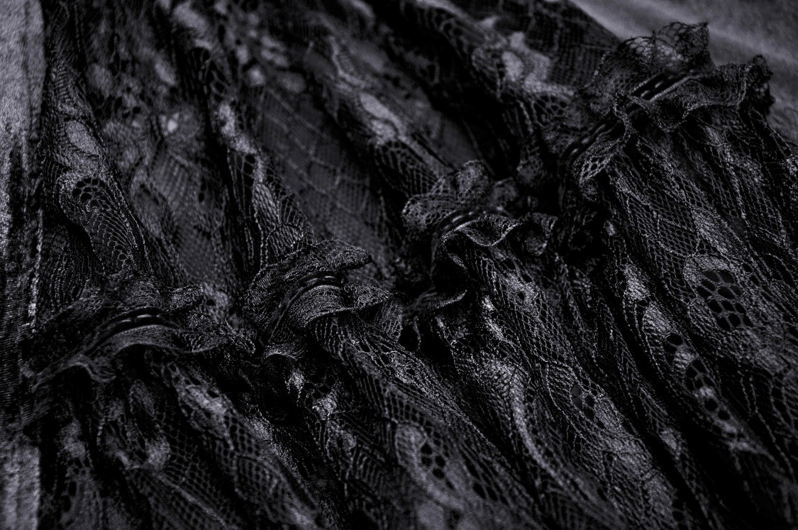 Elegant Black Lace Victorian Gown for Evening Events - image 8