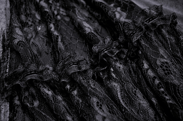Elegant Black Lace Victorian Gown for Evening Events - image 8