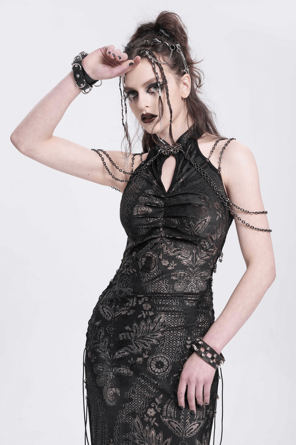 Elegant Long Gothic Lace Dress with Chain Detail - image 13