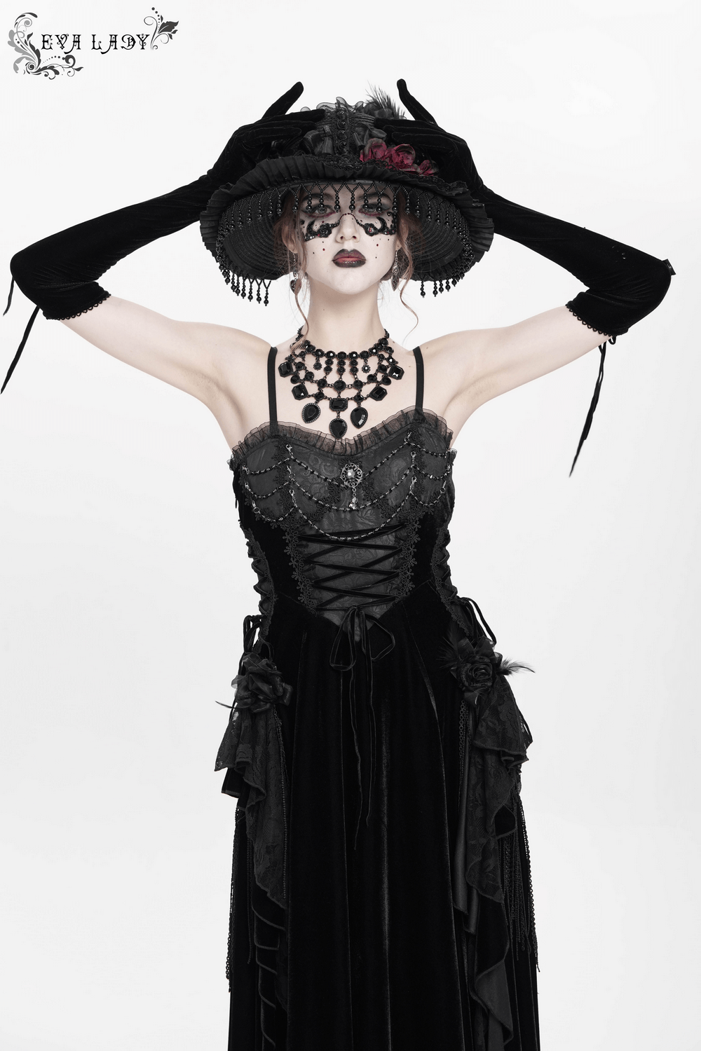 Elegant Maxi Dress with Lace Corset and Beaded Detail - image 18