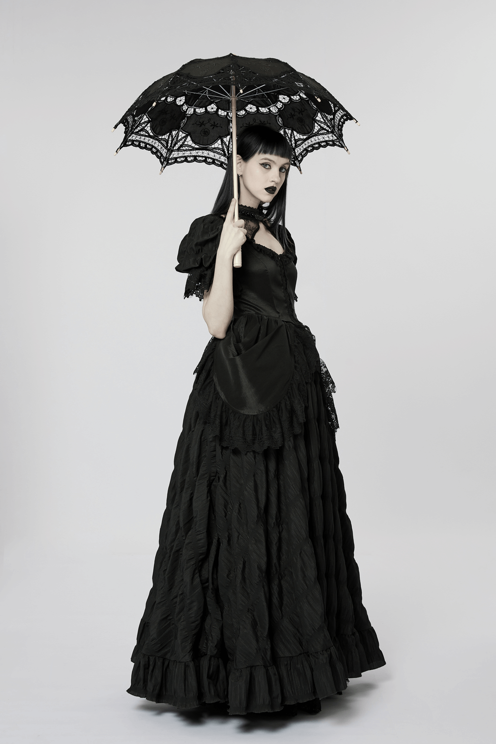 Elegant Victorian Gothic Lace Ruffles Evening Gown - image 12