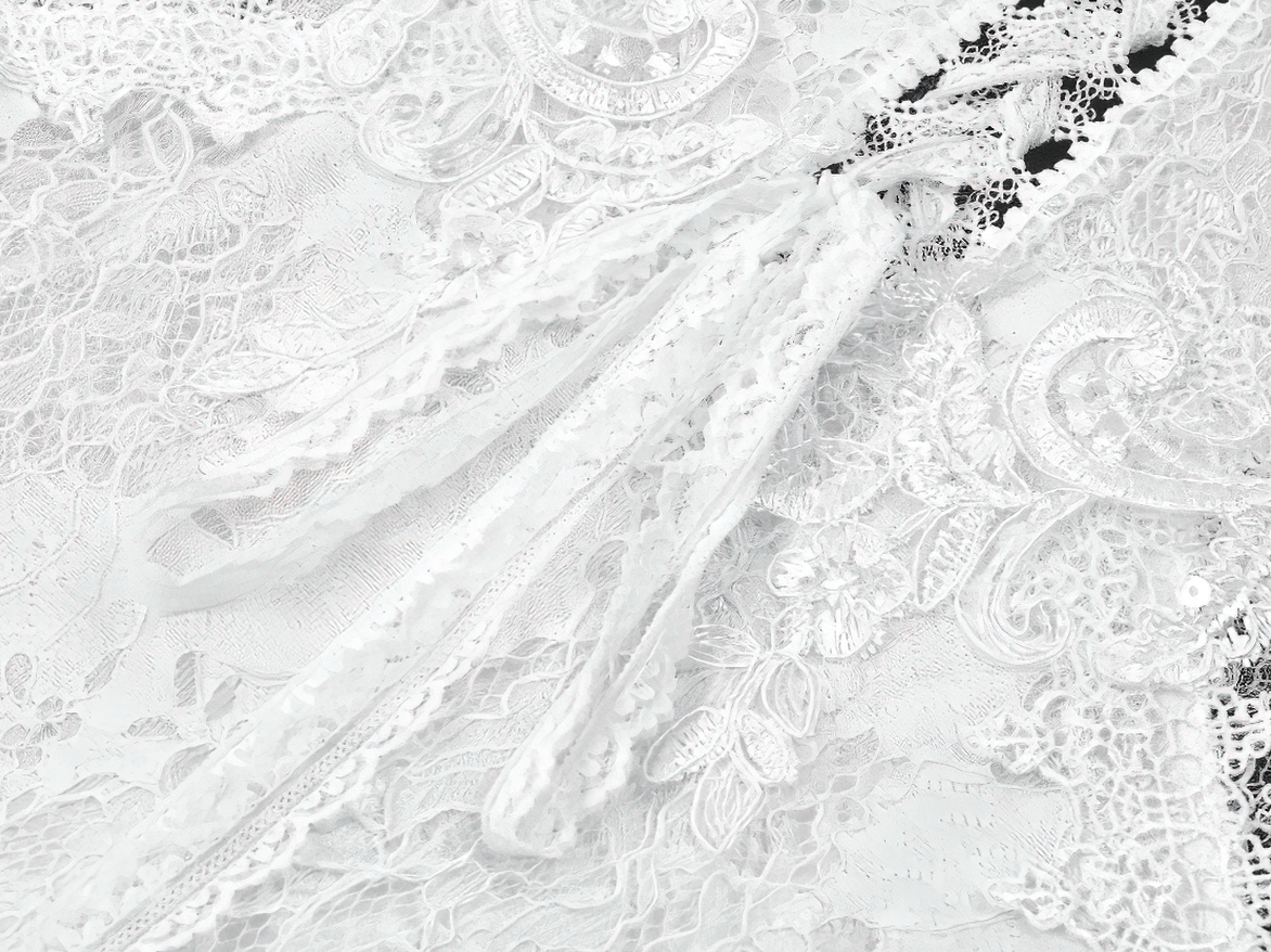 Elegant White Lace Gothic Dress with Spaghetti Straps - image 7