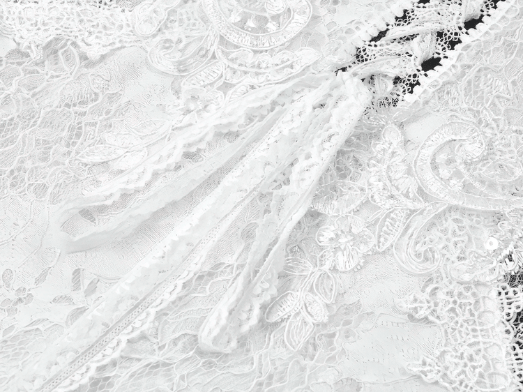 Elegant White Lace Gothic Dress with Spaghetti Straps - image 7