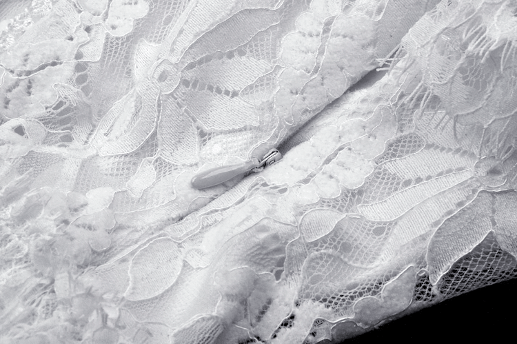 Elegant White Lace Mermaid Dress with Spaghetti Straps - image 11
