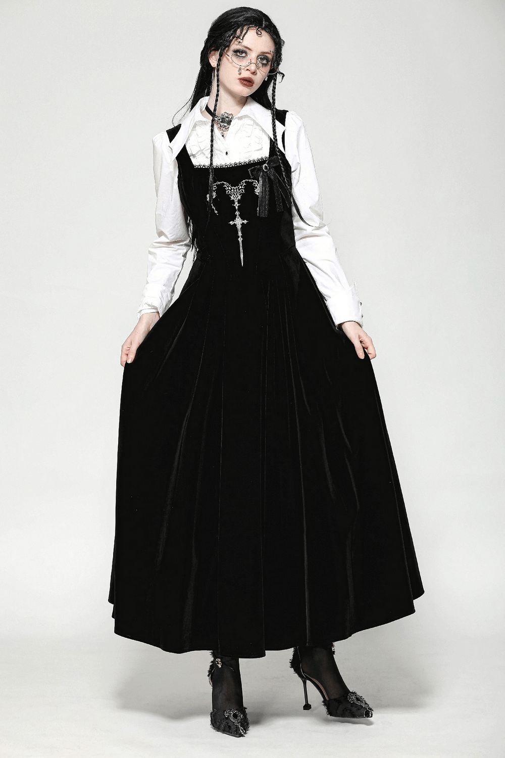 Enchanting Black Long Dress with Lace-Up Back - image 13
