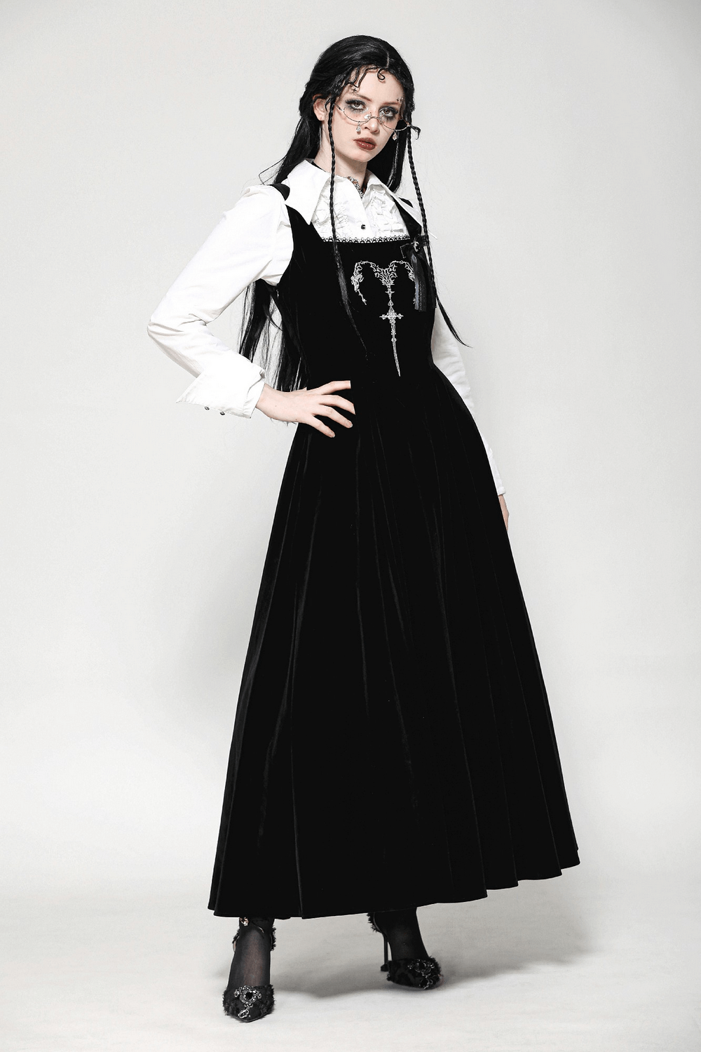 Enchanting Black Long Dress with Lace-Up Back - image 14
