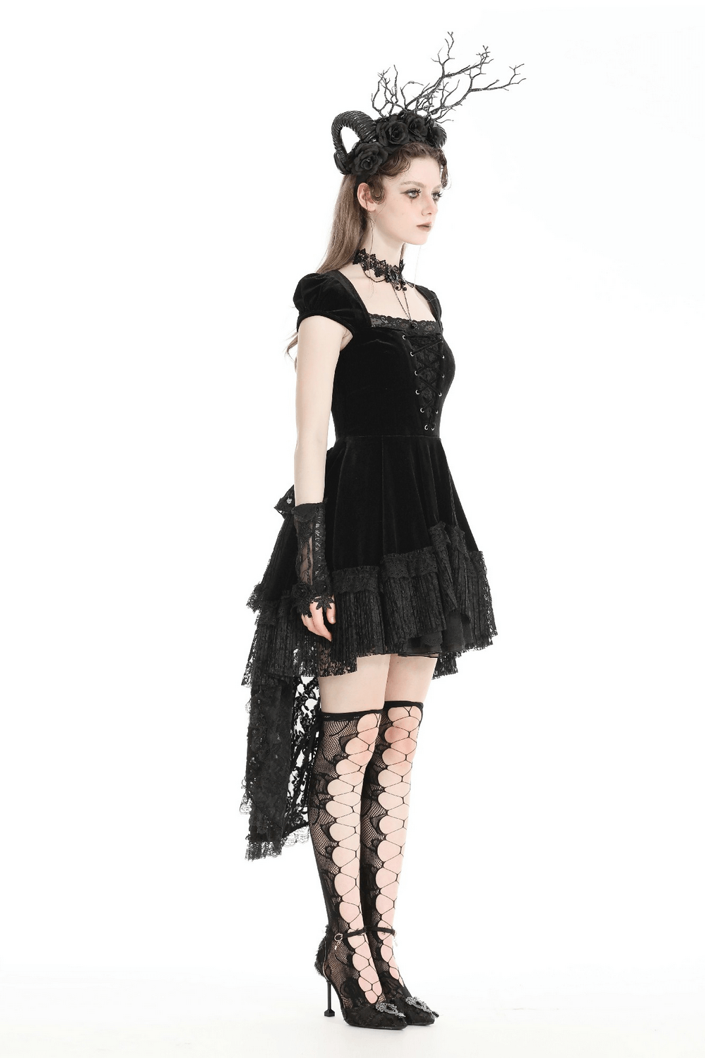Exquisite Swallowtail Dress with Lace and Shell-Sleeves - image 16