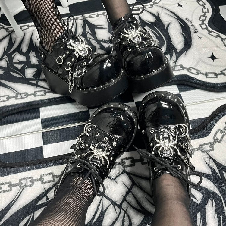 Cracked Black Spider Design Multiple Straps Chain-Decorated Gothic Punk Platform Shoes - Product - 4