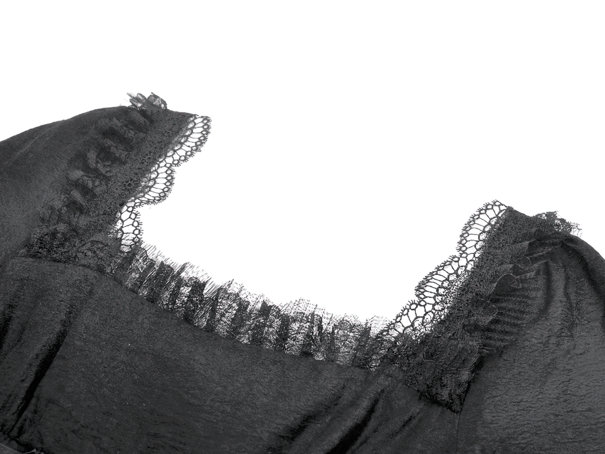 Gothic Black Lace Medieval Dress with Corset Detail - image 6