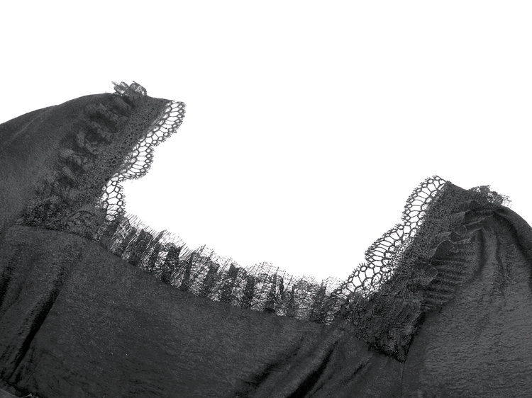 Gothic Black Lace Medieval Dress with Corset Detail - image 6