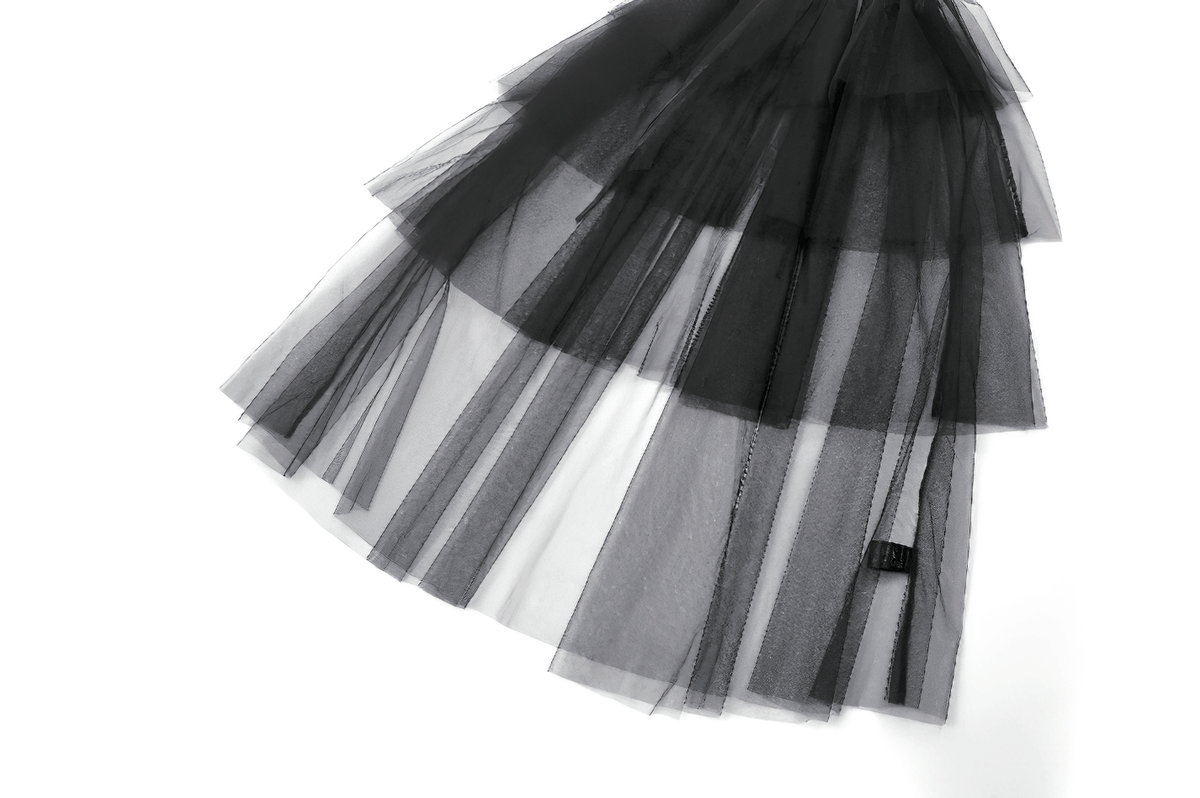 Sexy Black Tulle Gothic Dress with Lace Details and Layers - image 9