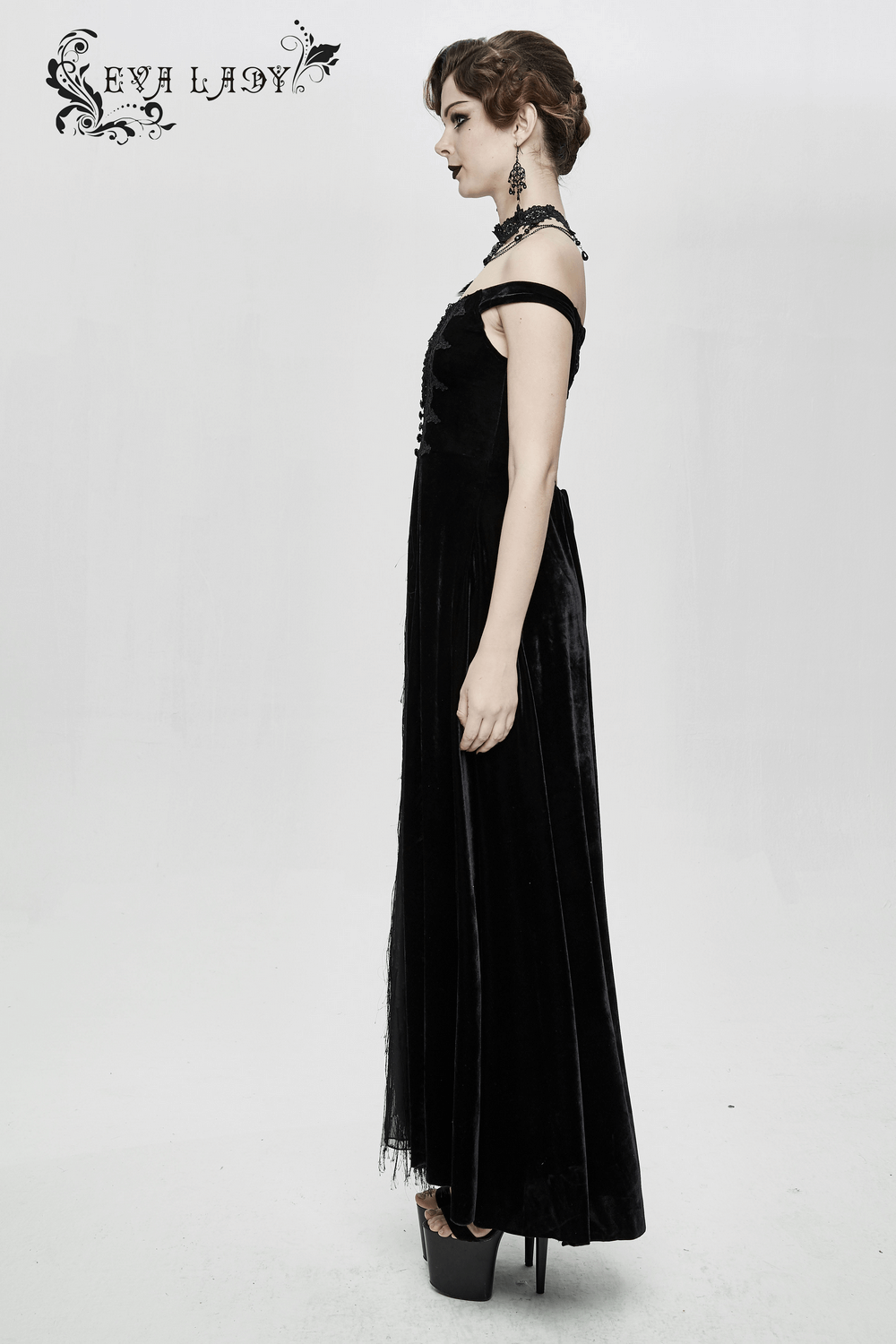 Vintage Sexy Off Shoulder Velvet Long Dress / Gothic Black Dress with Lace On Bodice & Lace-up Back - image 17