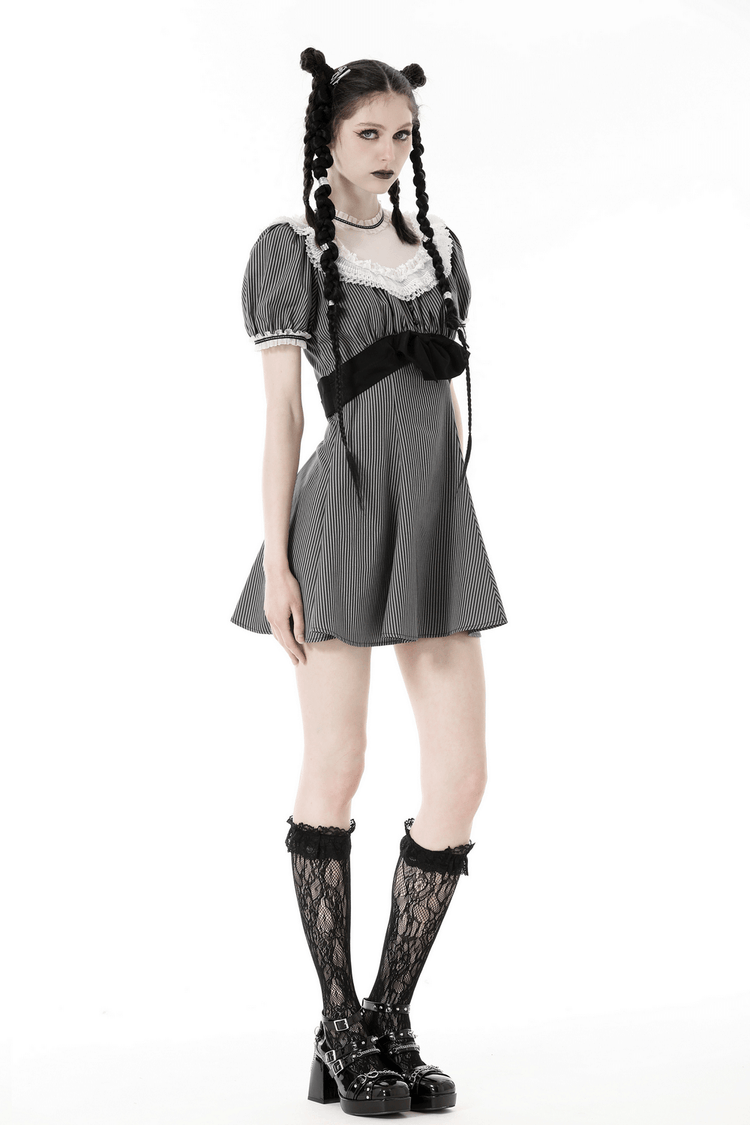 Vintage Striped Dress with Lace and Bow Detail - image 12