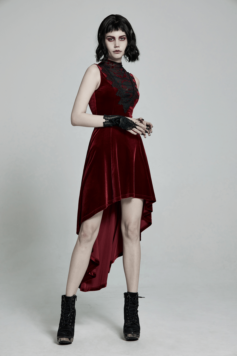 Vintage Style Red Velvet Dress With Lace Detail - image 10